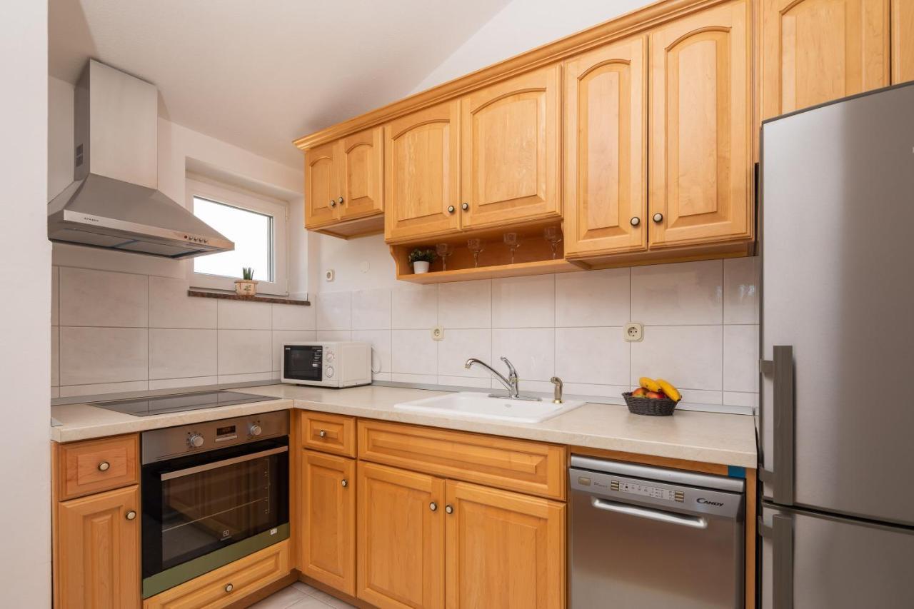 Beachfront Xxl - 2 Apartments Together - ล็อควา โรโกซนิตซา ภายนอก รูปภาพ